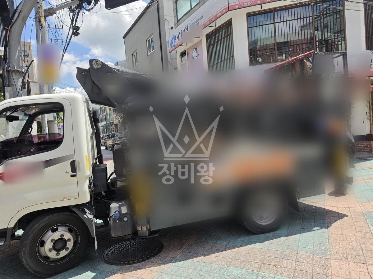 경기 평택시 평택동 2.5톤 스카이차 덕트배관 작업완료사진 1