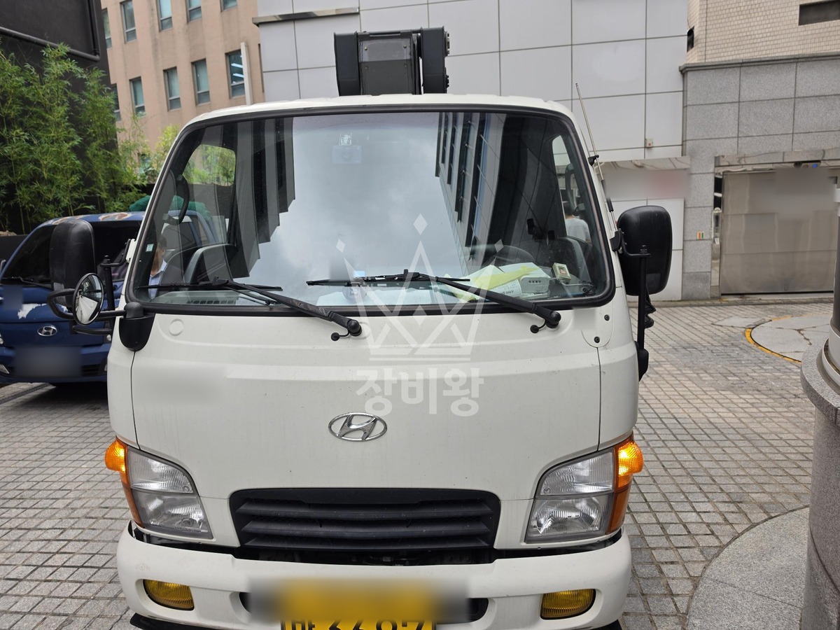 서울 강남구 대치동 2.5톤 스카이차 실외기 양중 2곳 작업완료사진 1