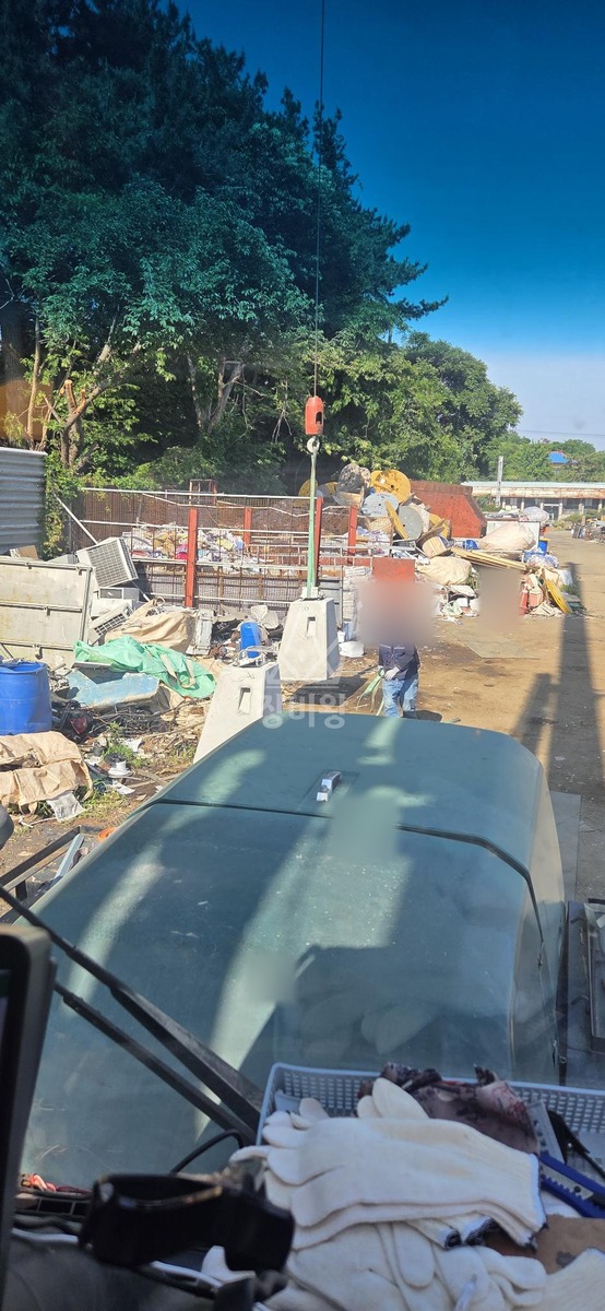 충남 서천군 장항읍 25톤 크레인 자재 양중 작업사진 2