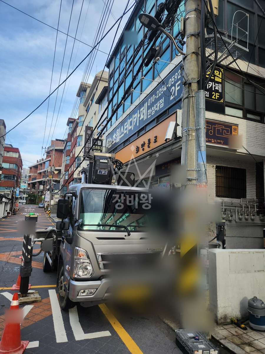 서울 성북구 동소문동1가 3.5톤 스카이차 썬팅 작업사진 1