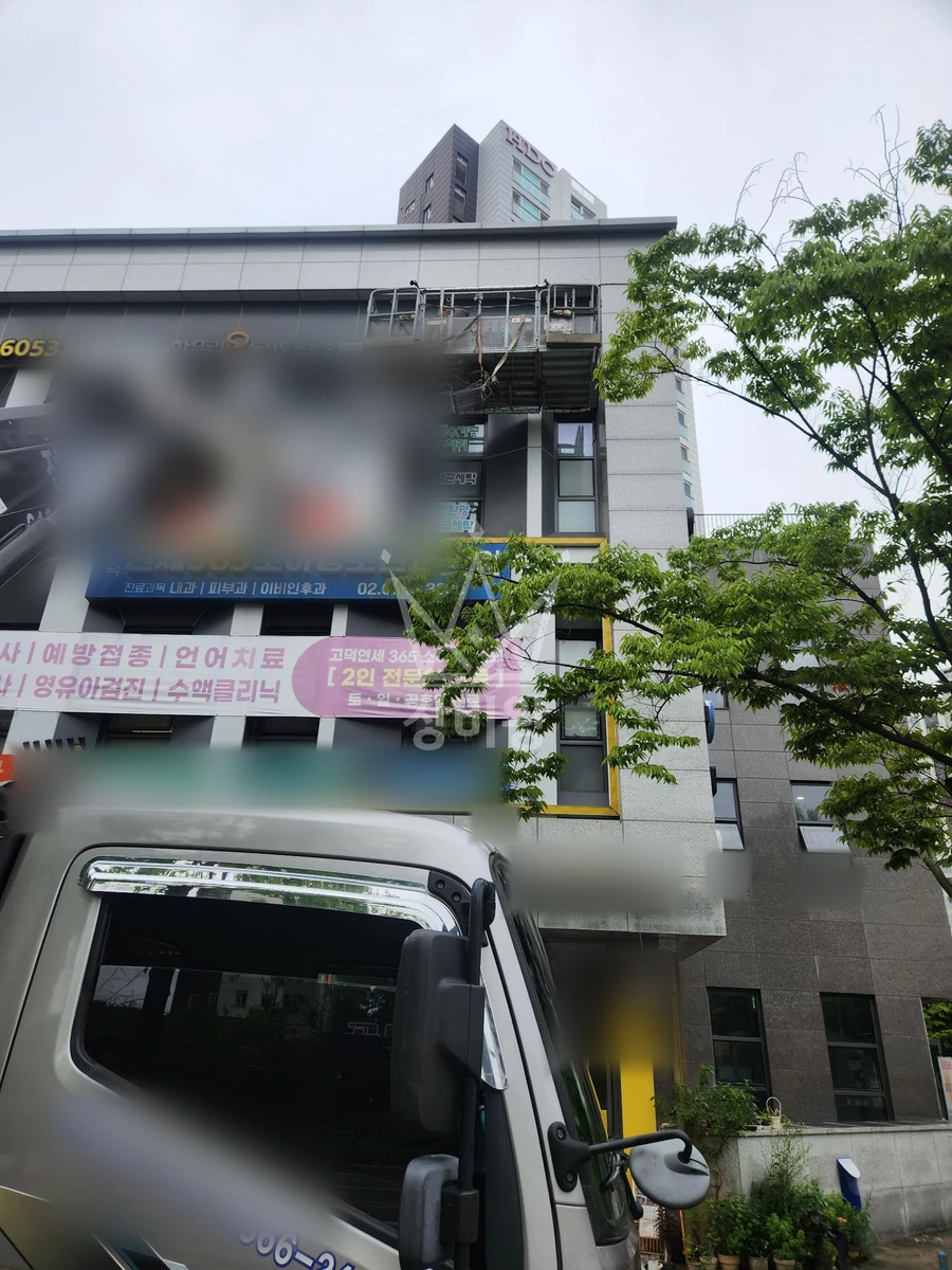 서울 강동구 상일동 3.5톤 스카이차 간판설치 작업사진 3
