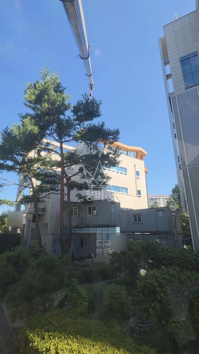 경기 하남시 덕풍동 25톤 크레인 컨테이너이동 / 2대작업 작업사진 1