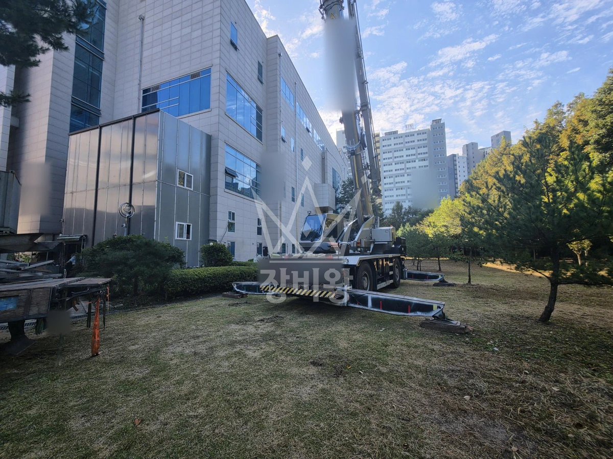 경기 하남시 덕풍동 25톤 크레인 컨테이너이동 / 2대작업 작업완료사진 1