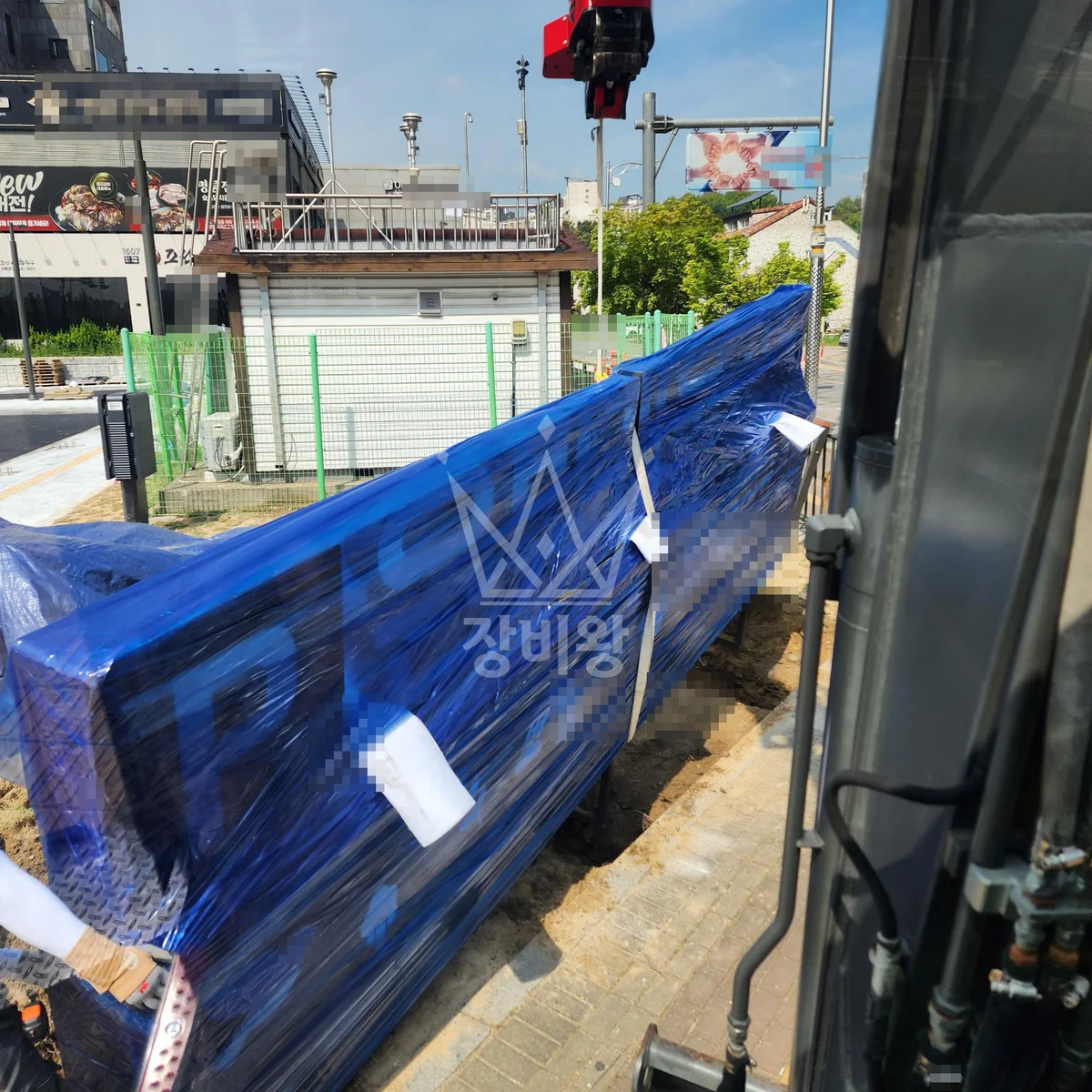 경기 오산시 금암동 굴착기(포크레인) 자재하역 트럭에서 400kg /터파기3개 작업완료사진 1