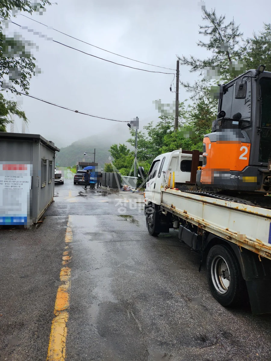 충북 제천시 청풍면 포크레인(굴착기) 작업 현장 도착사진