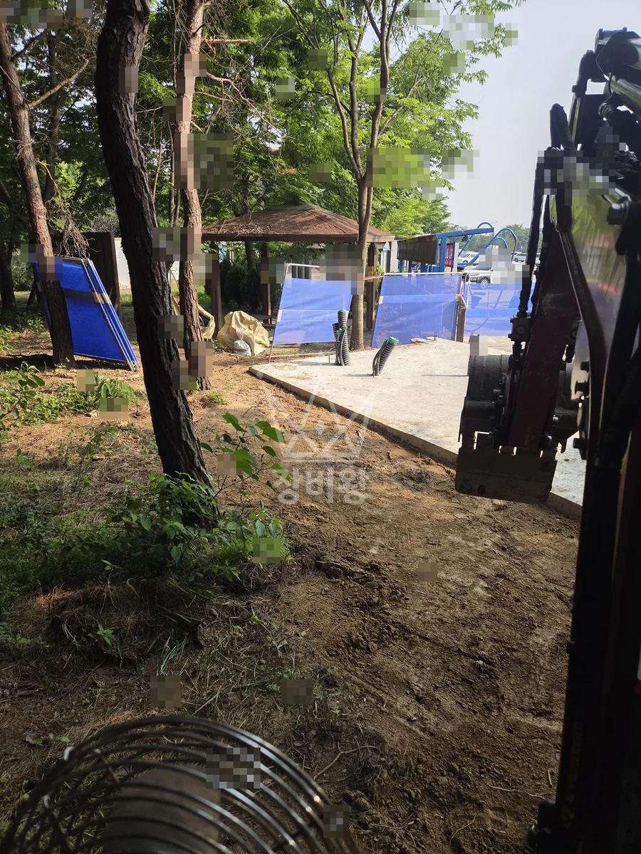 전북 완주군 이서면 포크레인(굴착기) 전기차충전소 작업사진 2
