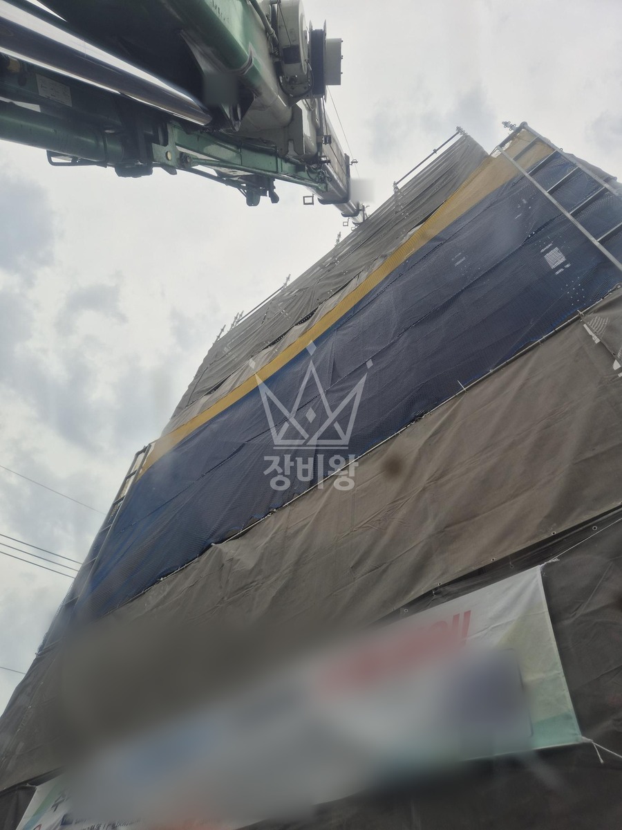 서울 성북구 삼선동5가 13톤 크레인 자재하역 작업사진 3