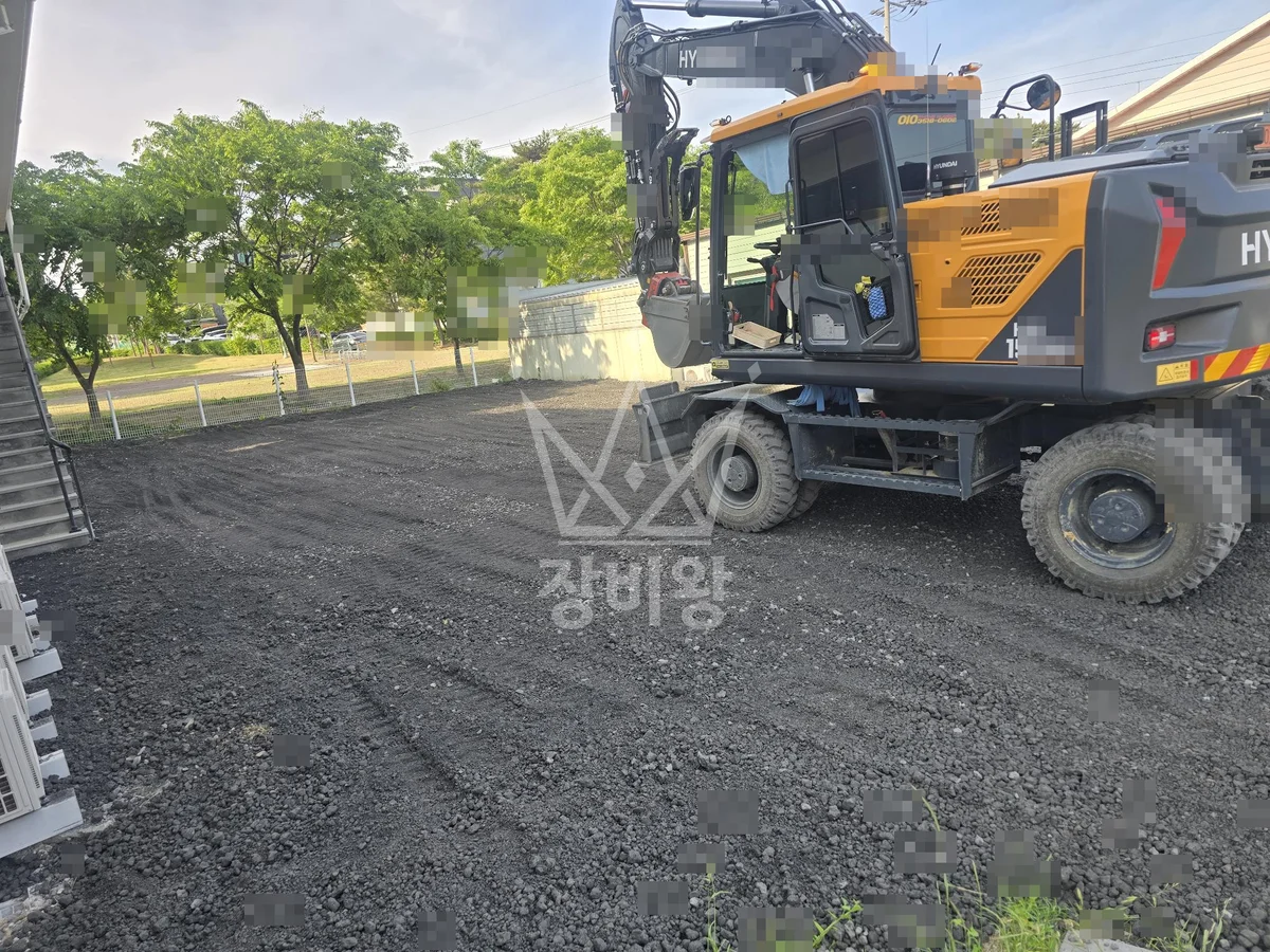 경북 포항시 북구 포크레인(굴착기) 바닥평탄작업 작업완료사진 1