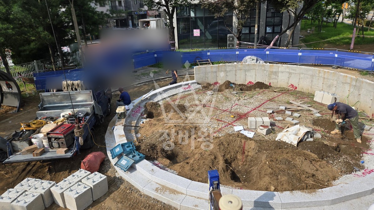경기 남양주시 다산동 5톤 크레인 파고라설치 작업사진 3