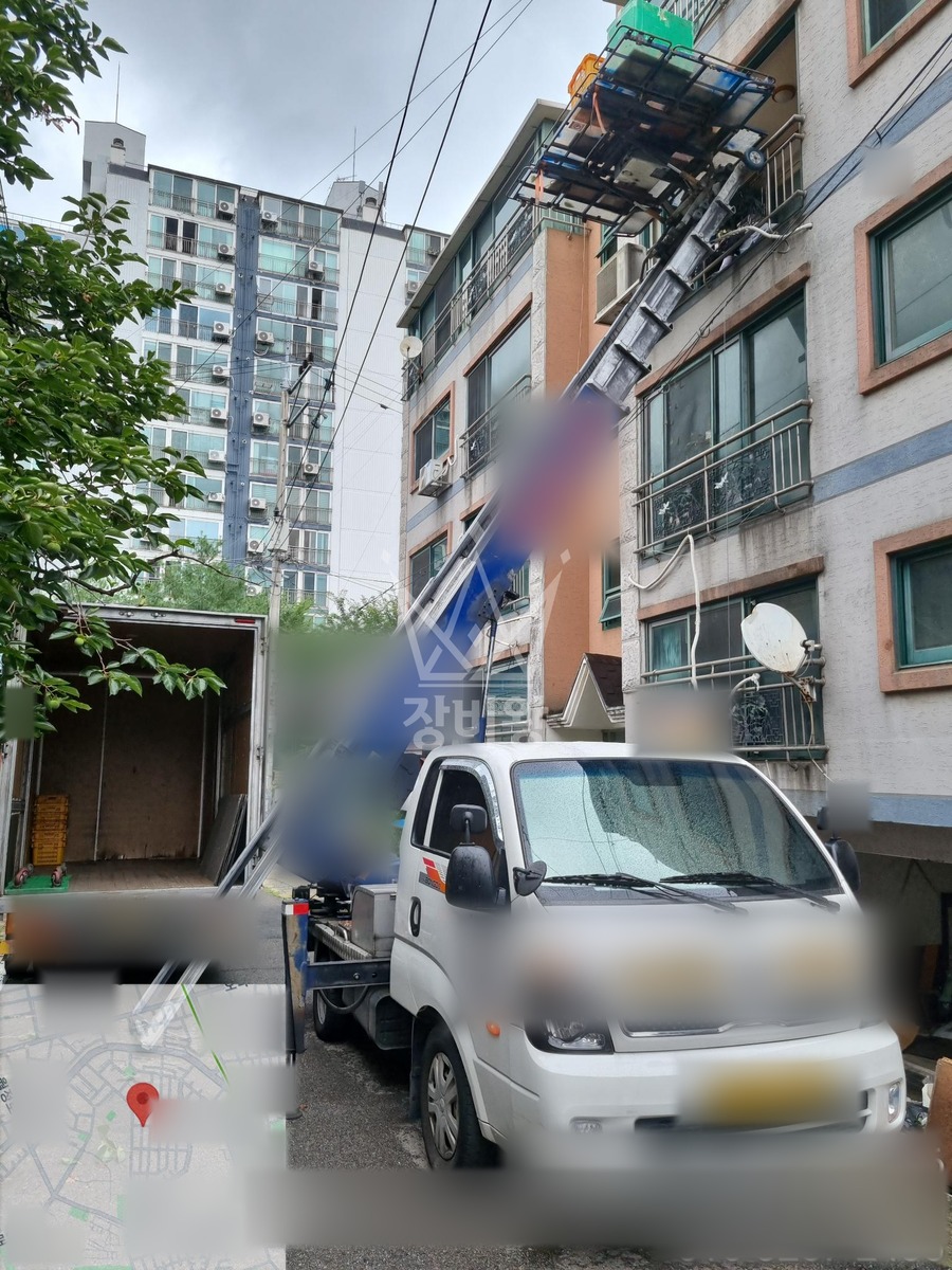 서울 양천구 신정동 1톤 사다리차 이삿짐 작업사진 1