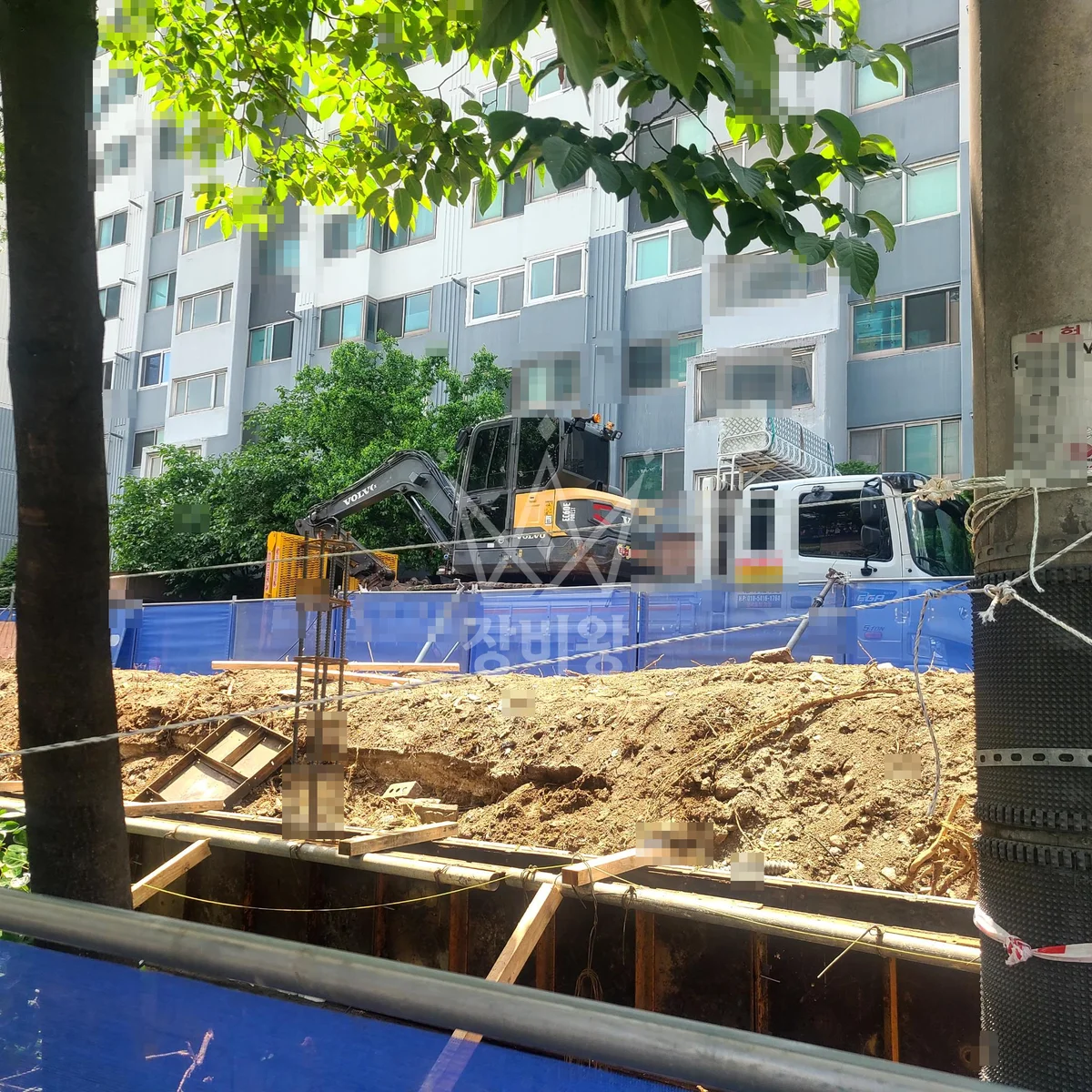 서울 금천구 가산동 포크레인(굴착기) 작업 현장 도착사진