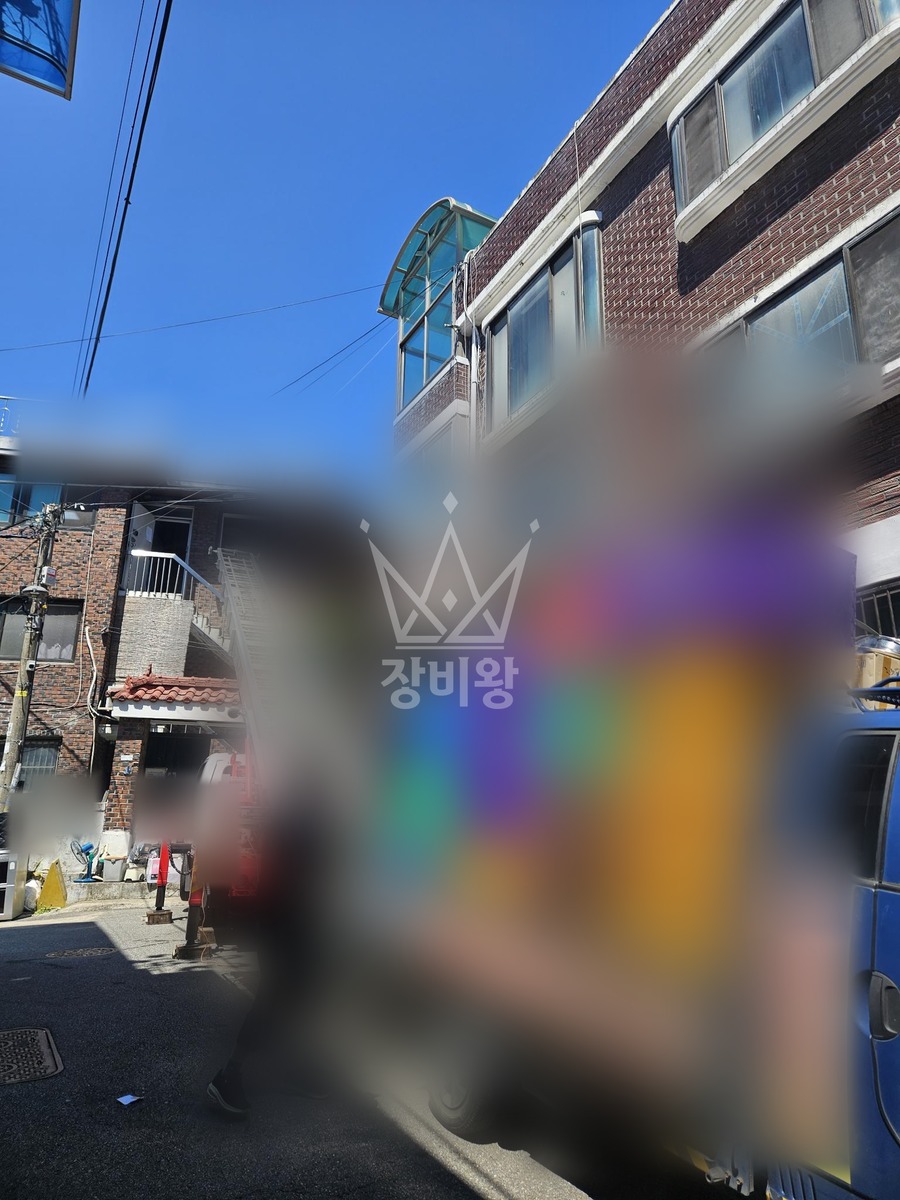 서울 양천구 신정동 1톤 사다리차 이삿짐 작업사진 1