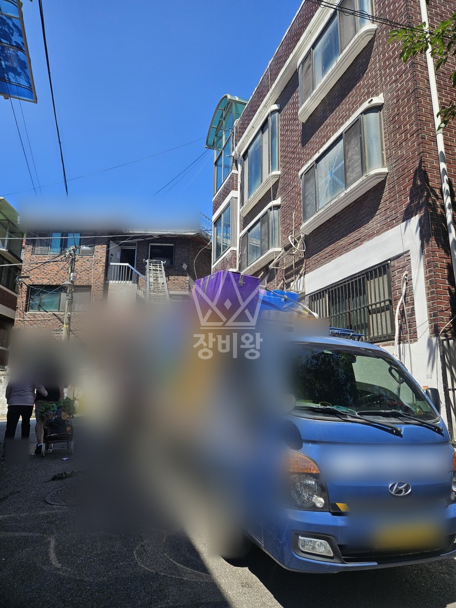서울 양천구 신정동 1톤 사다리차 이삿짐 작업사진 2