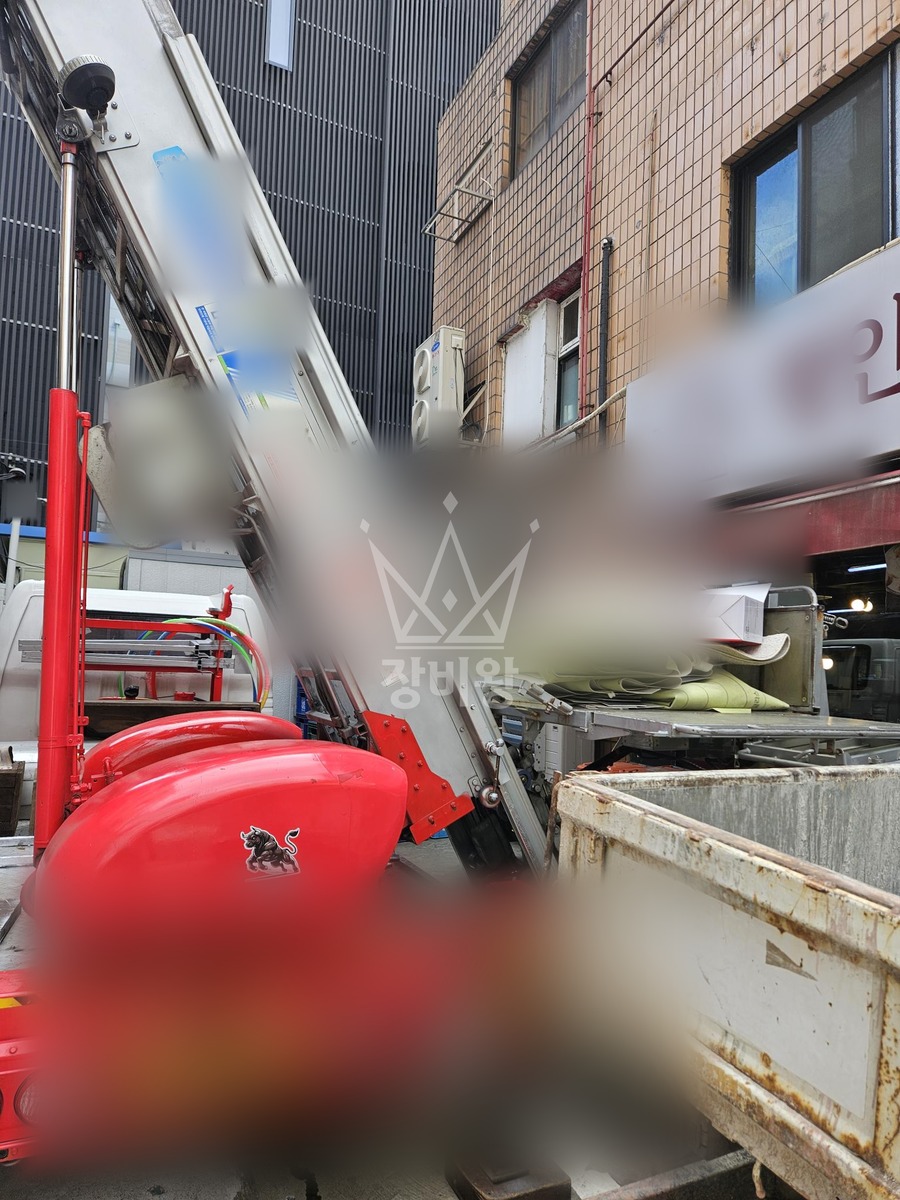서울 강남구 역삼동 1톤 사다리차 폐기물 내림 작업사진 1