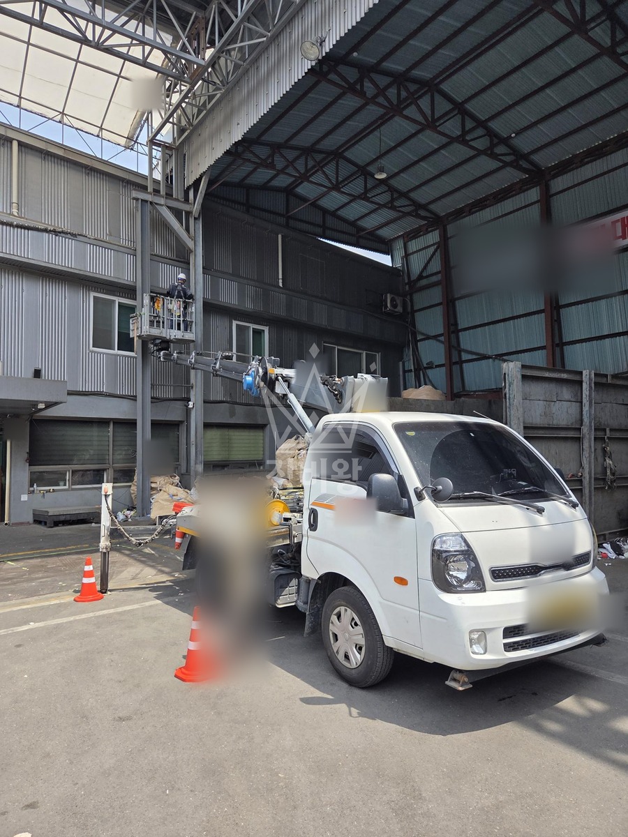 울산 남구 여천동 1톤 스카이차 cctv 선로 작업 작업사진 3