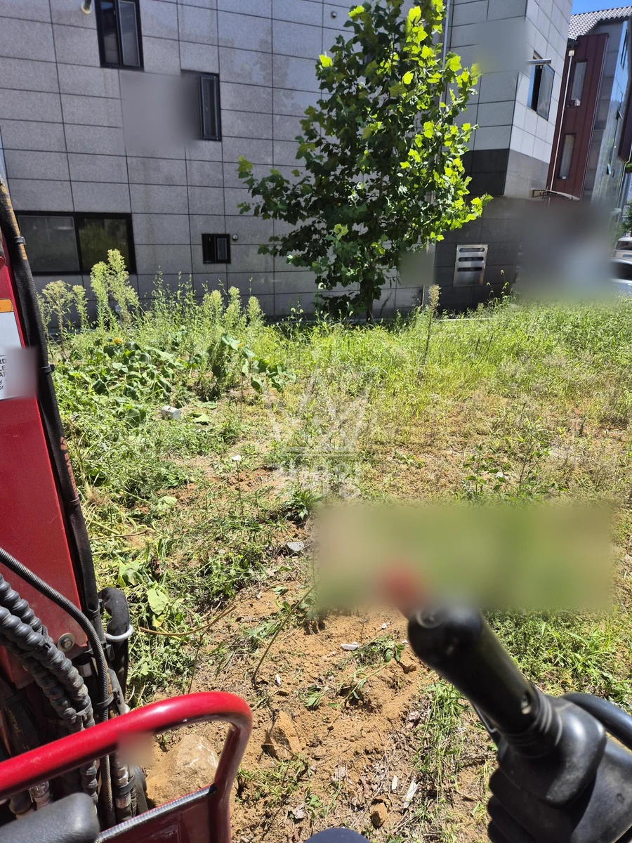 강원 원주시 반곡동 포크레인(굴착기) 주차장 자리 100평 평탄화 작업 작업사진 2