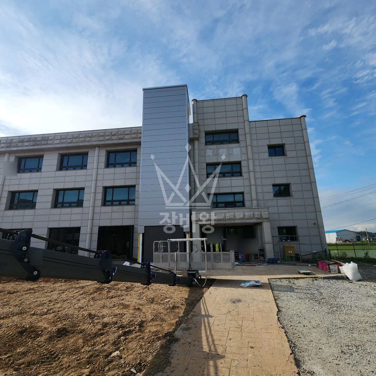 충남 서천군 장항읍 5톤 스카이차 판넬작업 작업완료사진 1