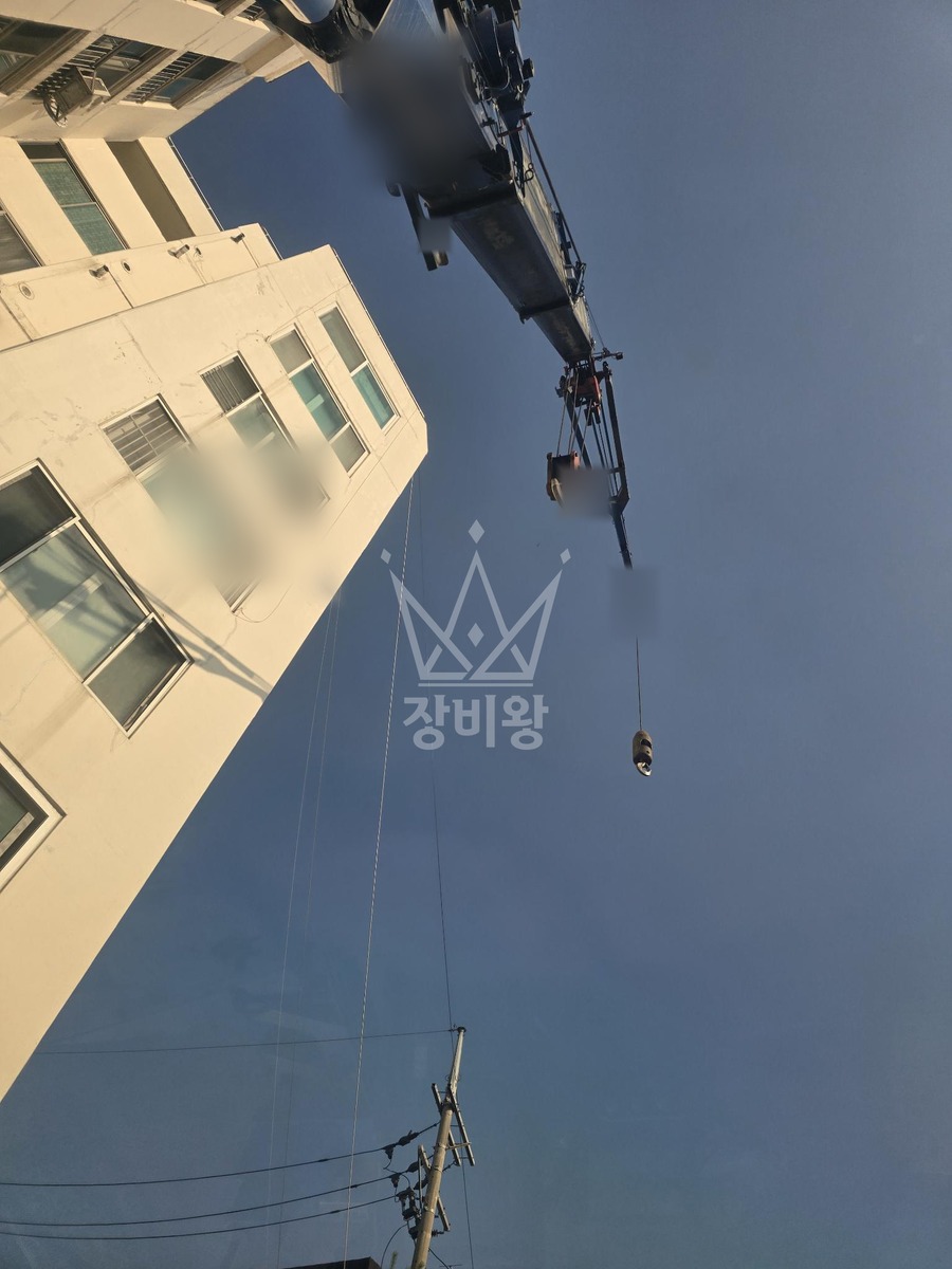 서울 서초구 방배동 16톤 크레인 자재 양중 작업사진 2