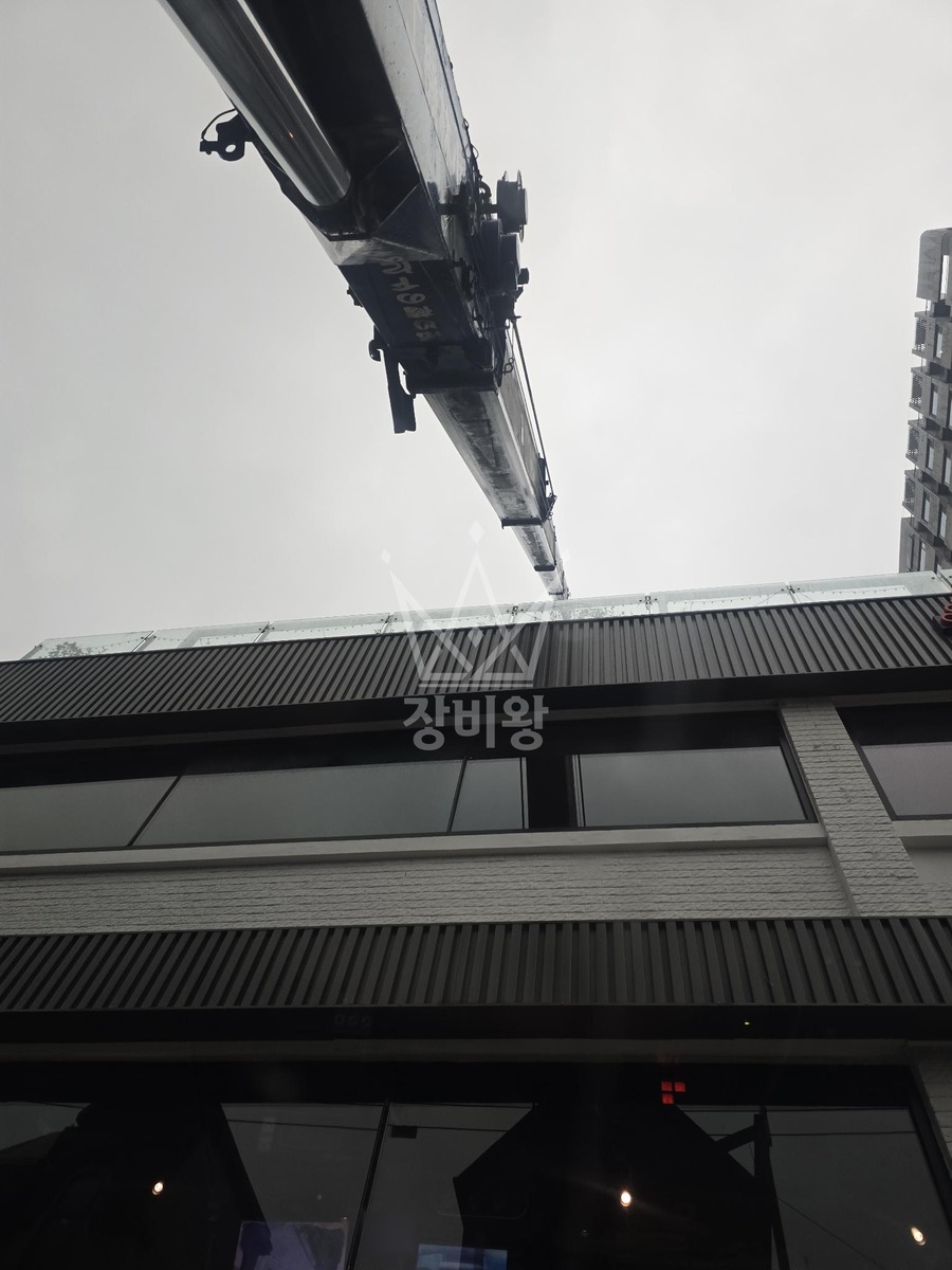 서울 용산구 한강로3가 16톤 크레인 80k-실외기-5개 작업사진 1