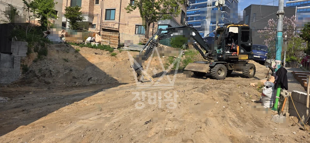 서울 중랑구 신내동 굴착기(포크레인) 평탄/수로작업 작업완료사진 1