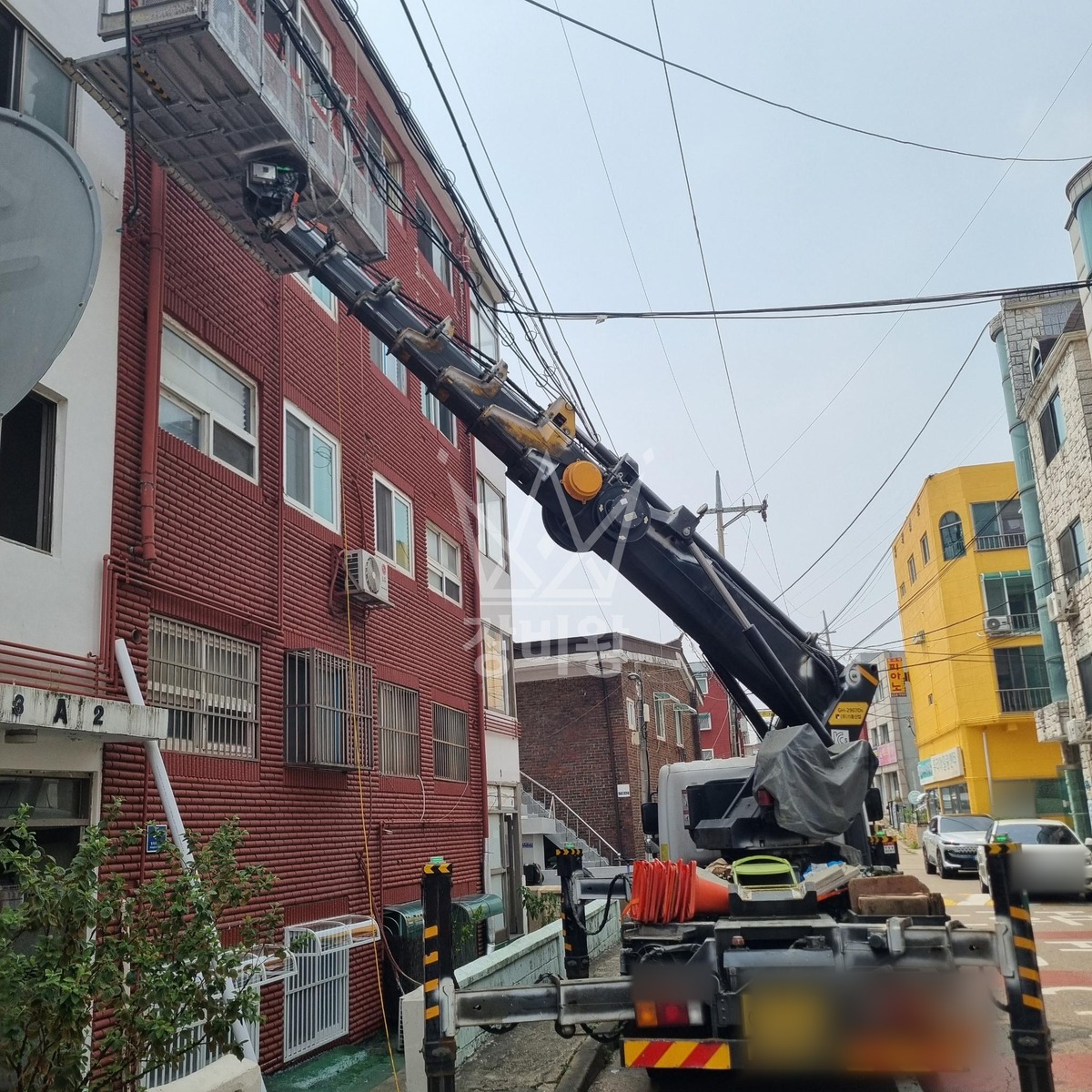 인천 연수구 청학동 3.5톤 스카이차 우수관 작업 // 작업사진 2