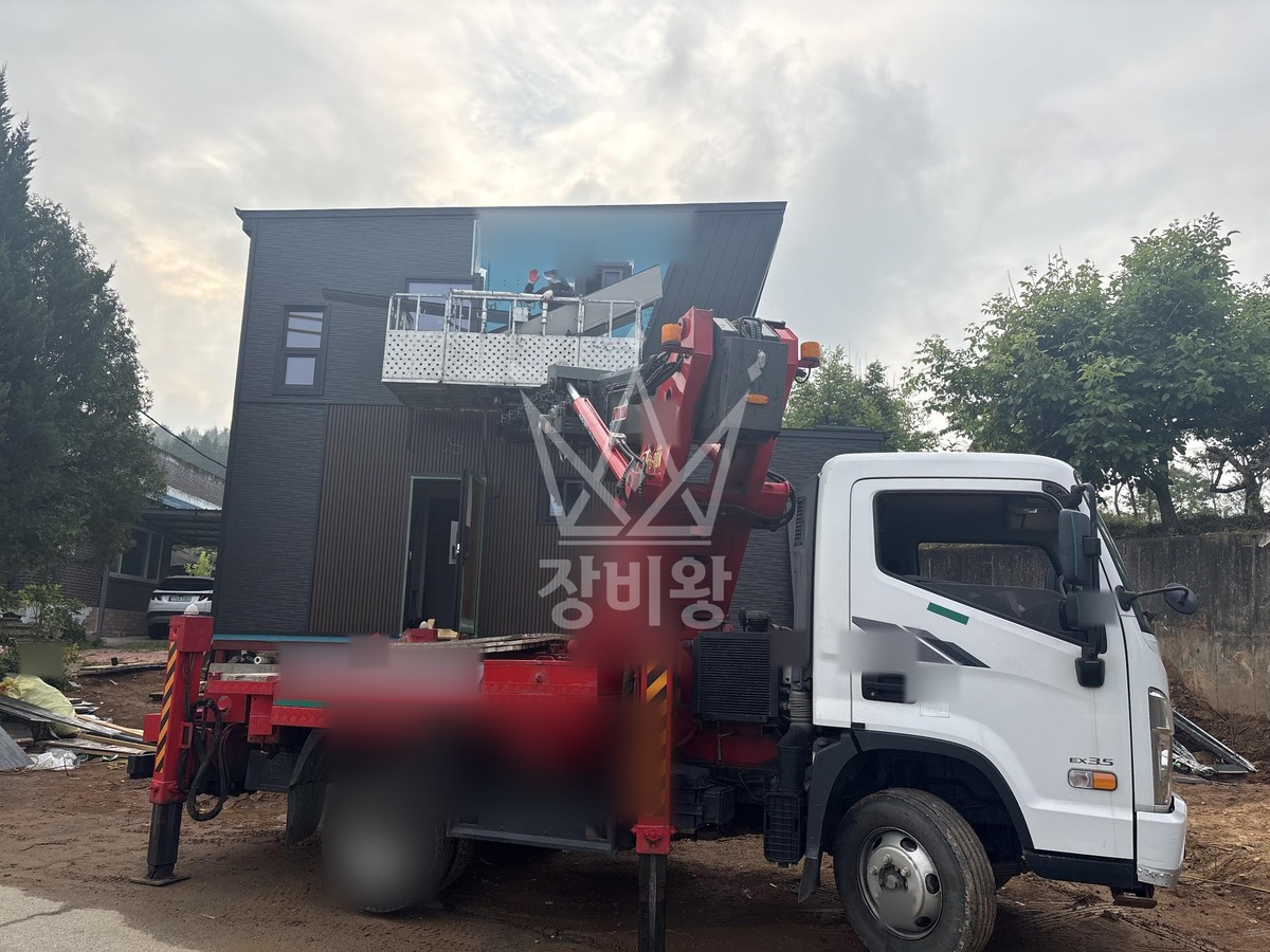충북 청주시 흥덕구 3.5톤 스카이차 외부 외장제작업 작업사진 1