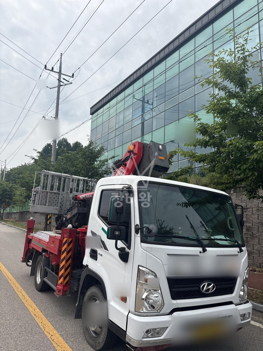 충북 옥천군 청산면 1톤 스카이차 유리교체 작업완료사진 1