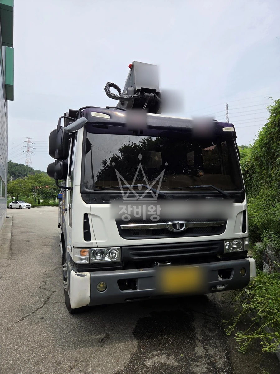 충남 아산시 도고면 5톤 스카이차 덕트외벽입상작업입니다 작업완료사진 1