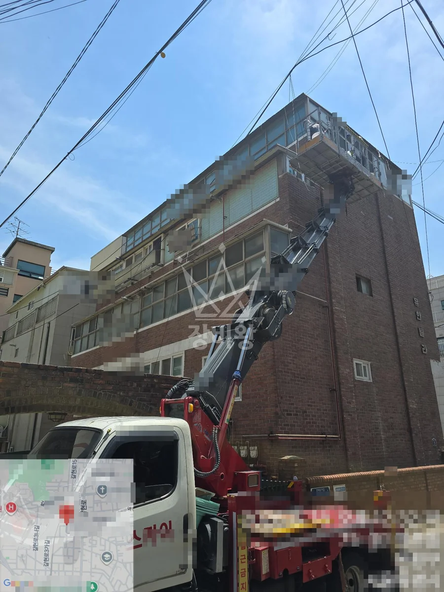 서울 은평구 역촌동 2.5톤 스카이차 조적벽 실리콘작업 작업사진 2