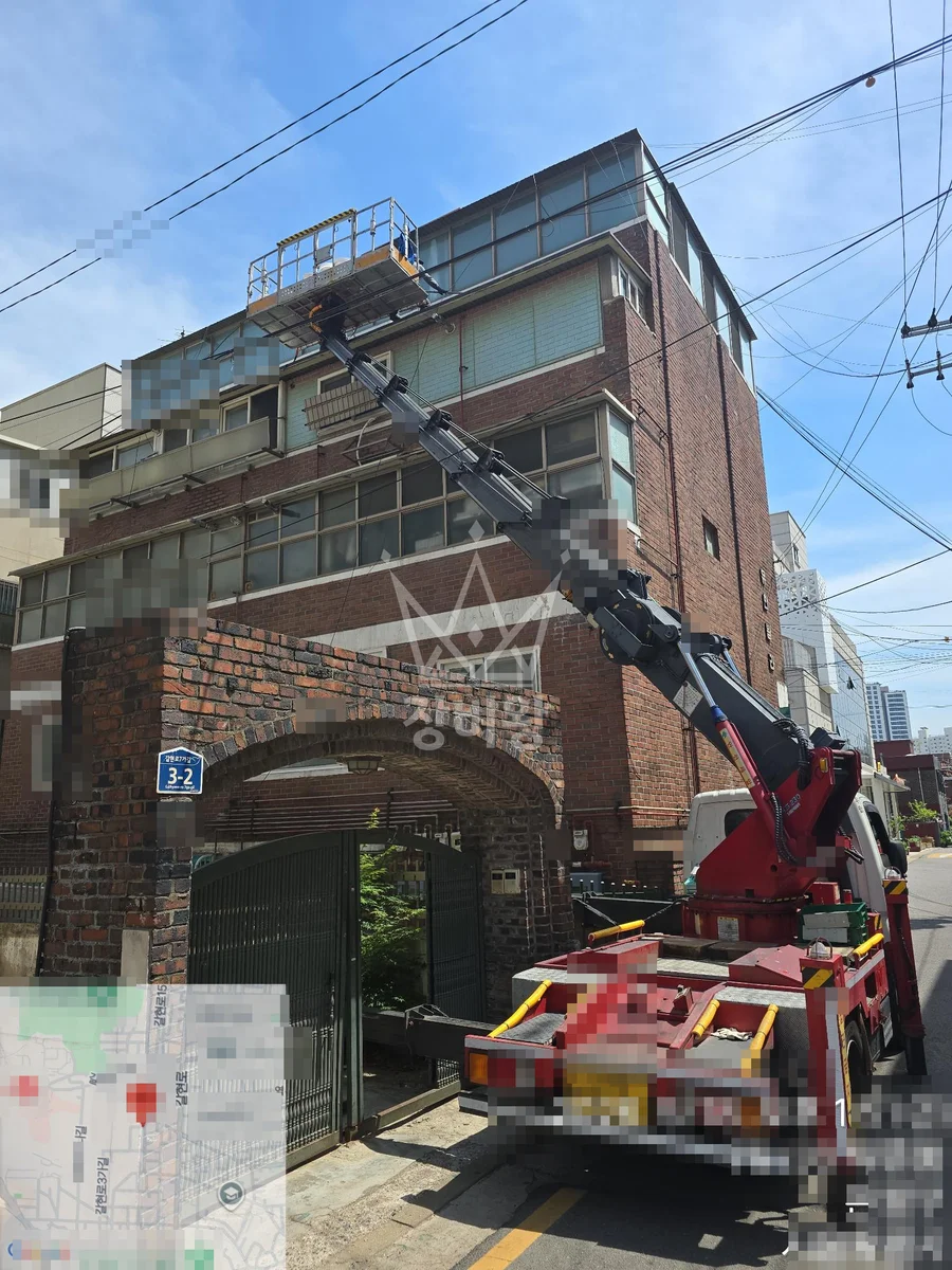 서울 은평구 역촌동 2.5톤 스카이차 조적벽 실리콘작업 작업완료사진 1