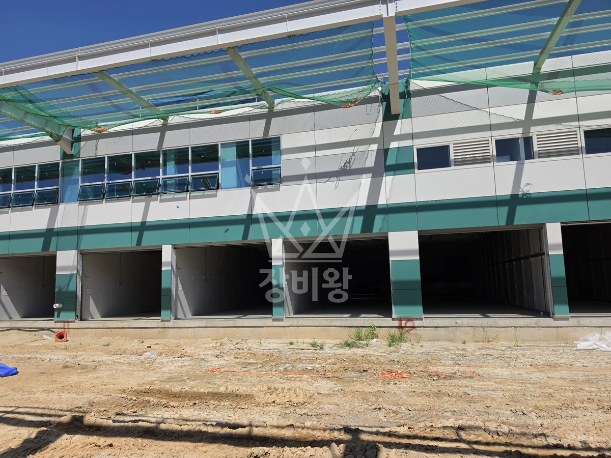 충북 청주시 흥덕구 옥산면 3.5톤 스카이차 유리작업 작업완료사진 1