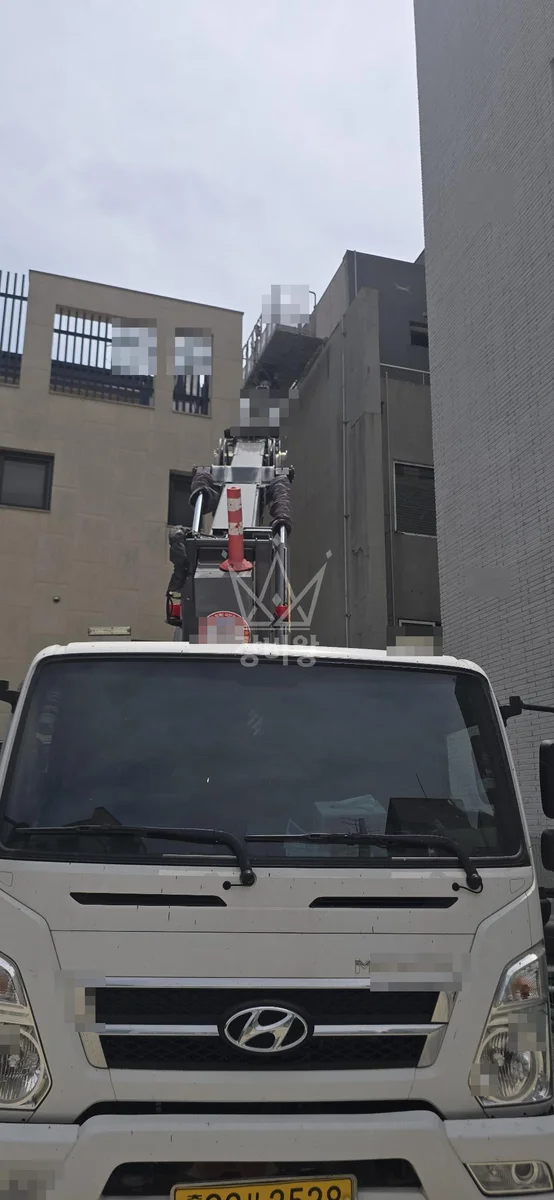 대전 유성구 도룡동 3.5톤 스카이차 외벽방수 작업사진 1