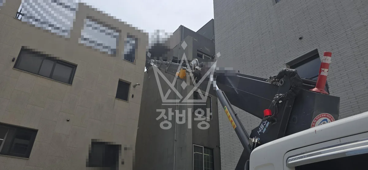 대전 유성구 도룡동 3.5톤 스카이차 외벽방수 작업사진 2