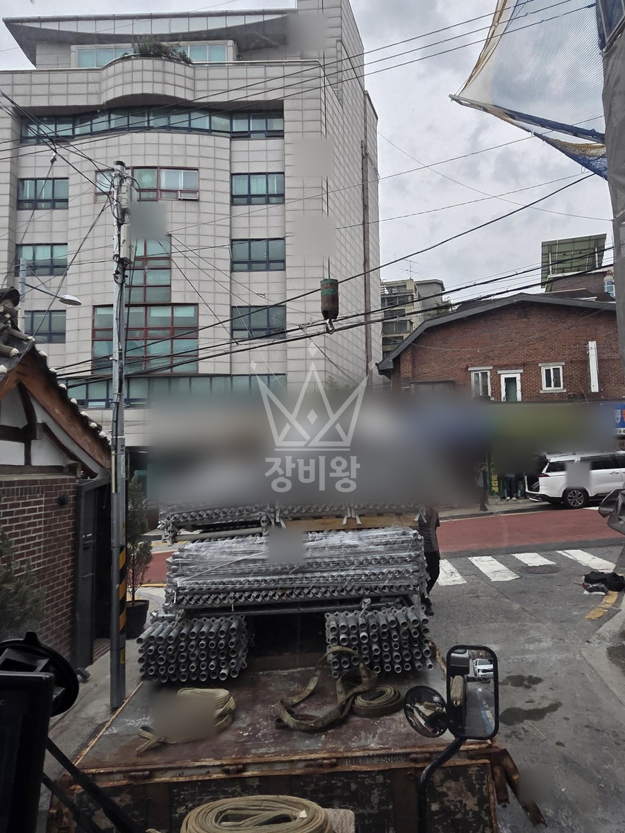 서울 성북구 삼선동5가 13톤 크레인 자재하역 작업사진 3