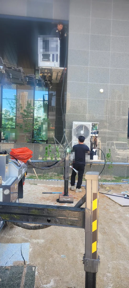 서울 영등포구 신길동 1톤 스카이차 에어컨 갈바작업 작업사진 2