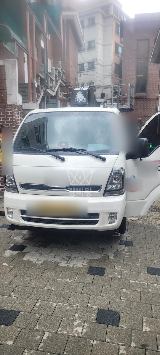 서울 서대문구 창천동 1톤 스카이차 외벽청소 작업완료사진 1