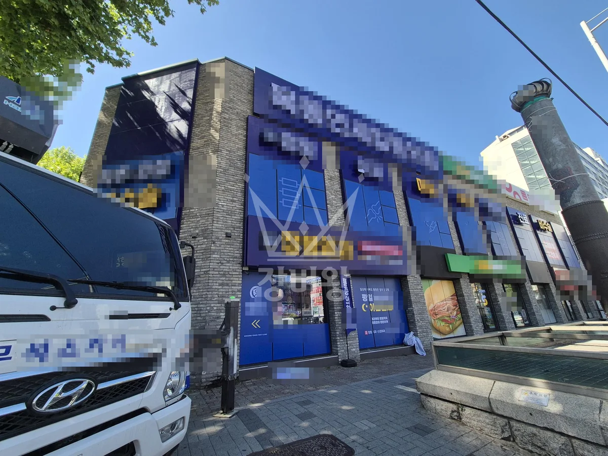 서울 양천구 신정동 3.5톤 스카이차 간판설치 작업완료사진 1