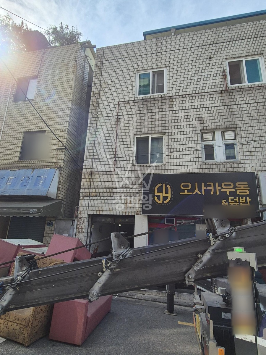 서울 금천구 독산동 3.5톤 스카이차 간판철거 작업완료사진 1