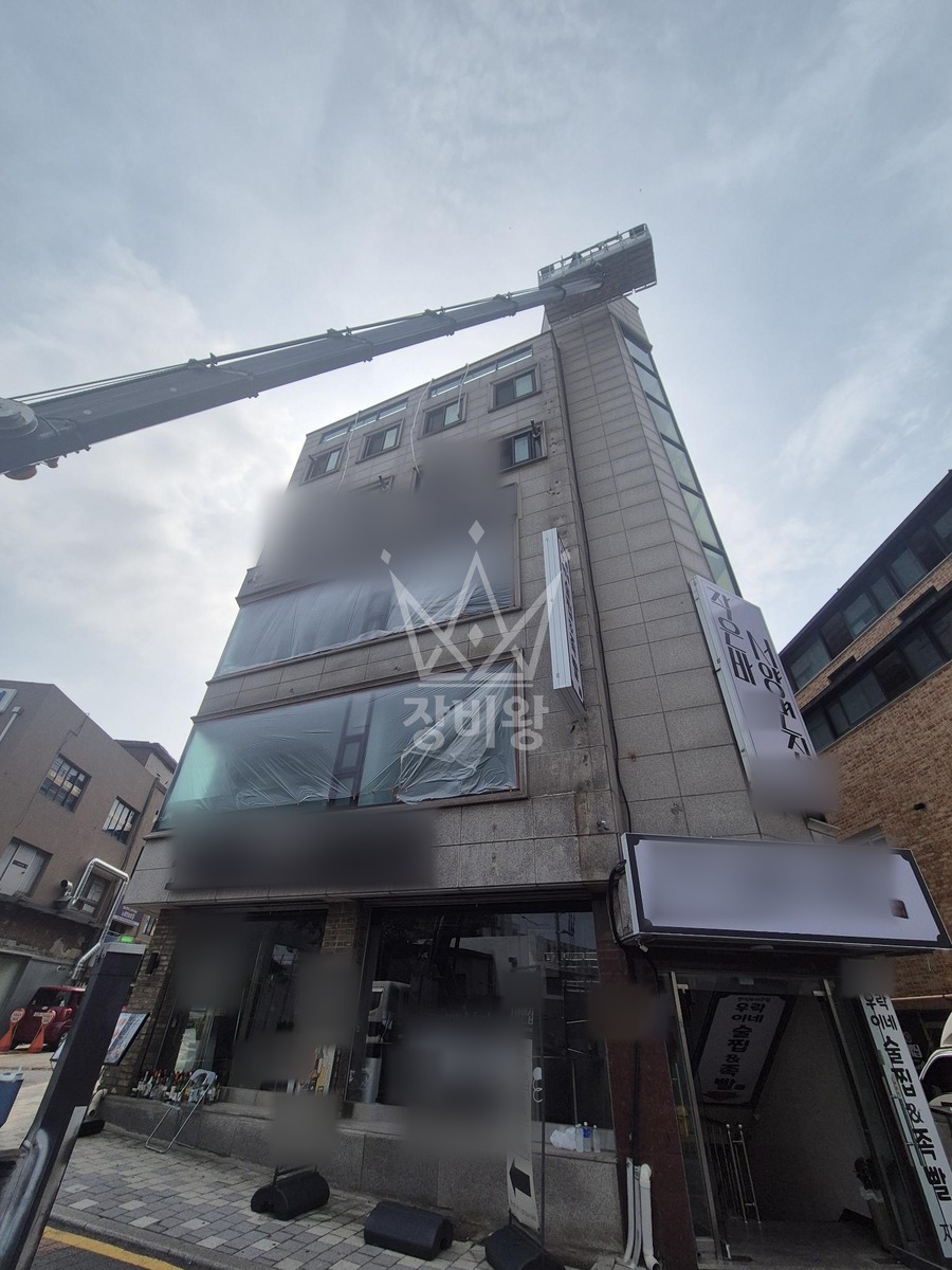 경기 수원시 장안구 율전동 3.5톤 스카이차 1~5층발수제작업 작업사진 1