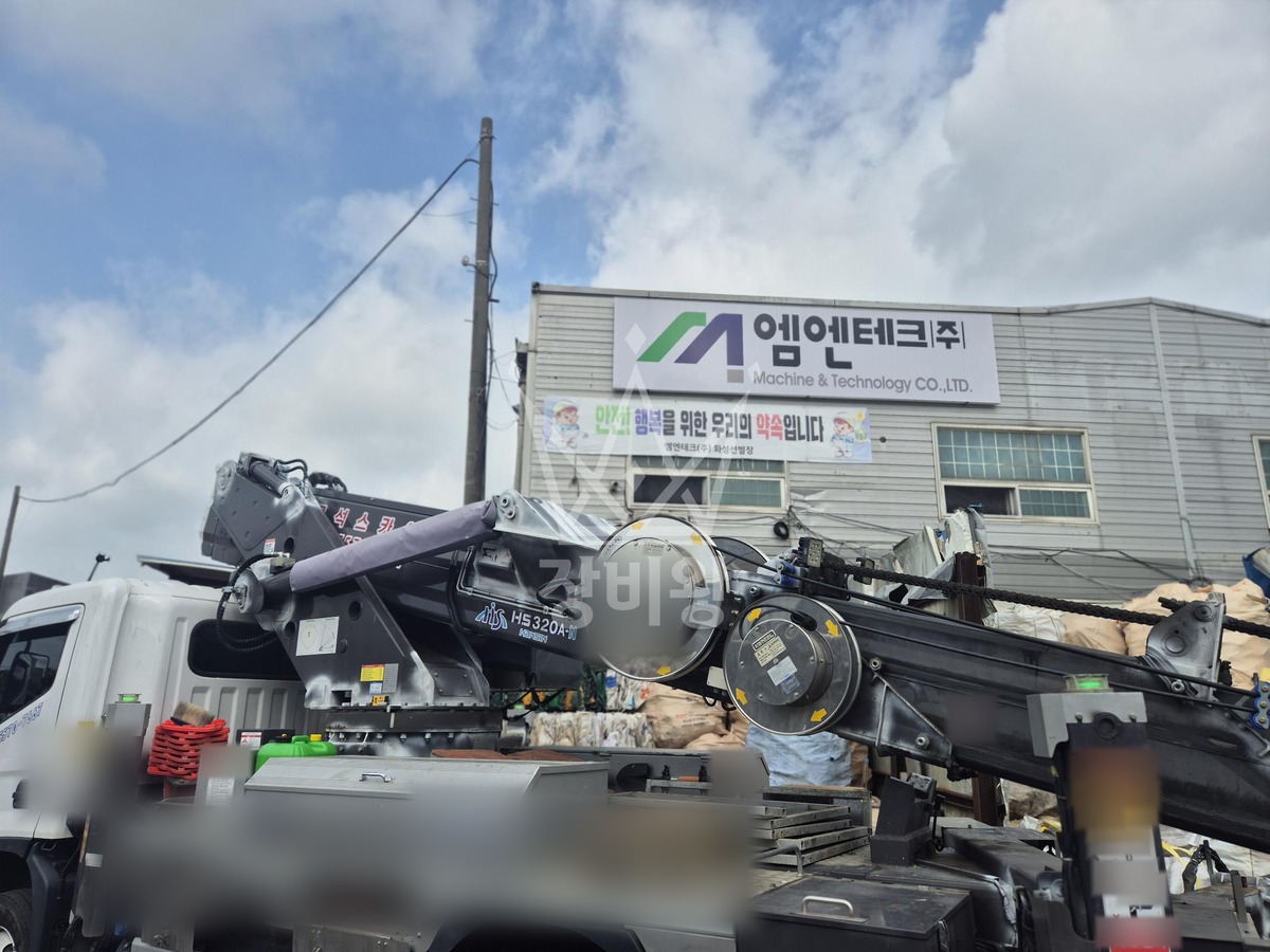 경기 화성시 만세구 팔탄면 3.5톤 스카이차 카메라 교체 작업완료사진 1
