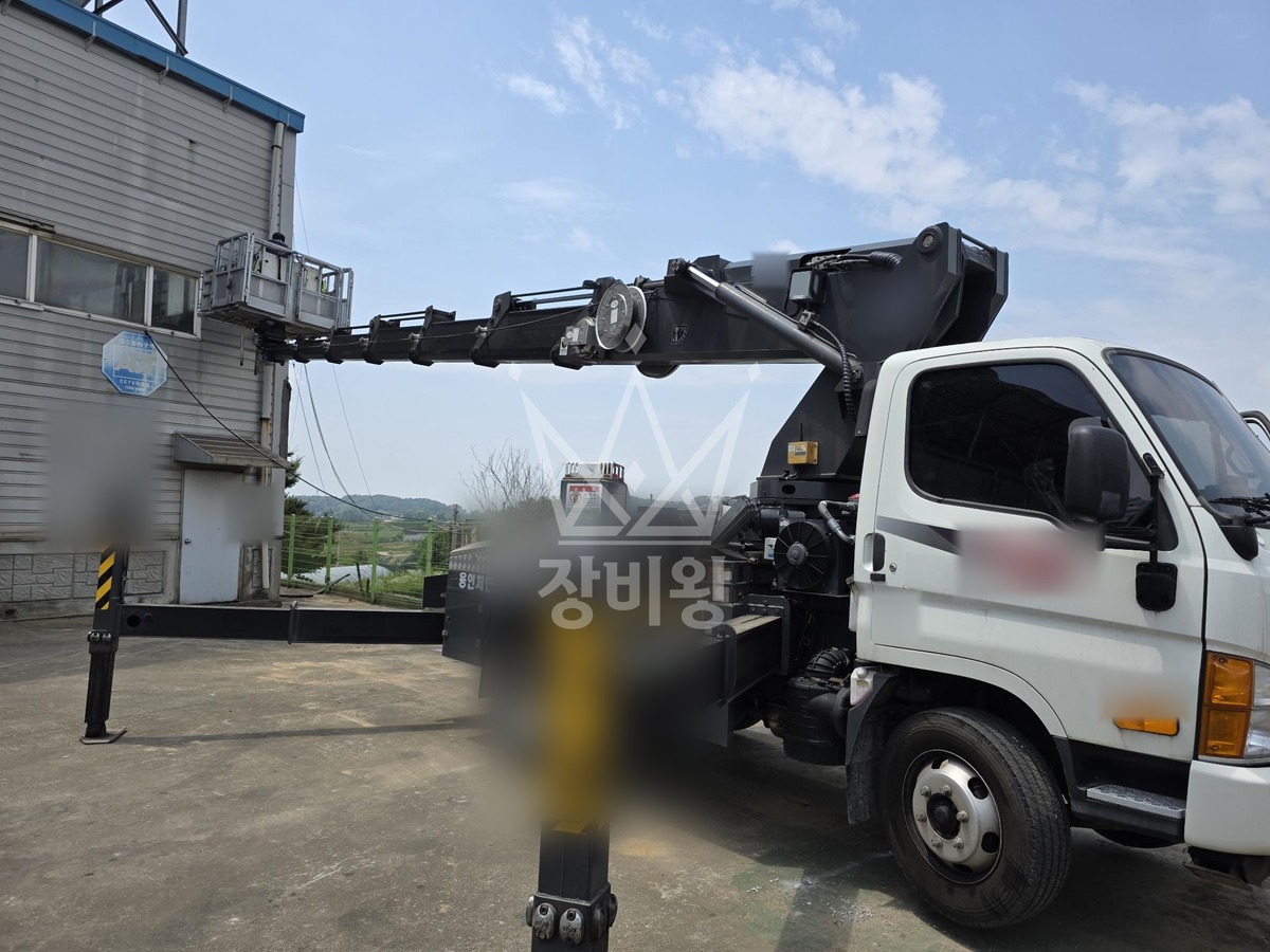 경기 평택시 현덕면 2.5톤 스카이차 cctv철거 작업사진 2