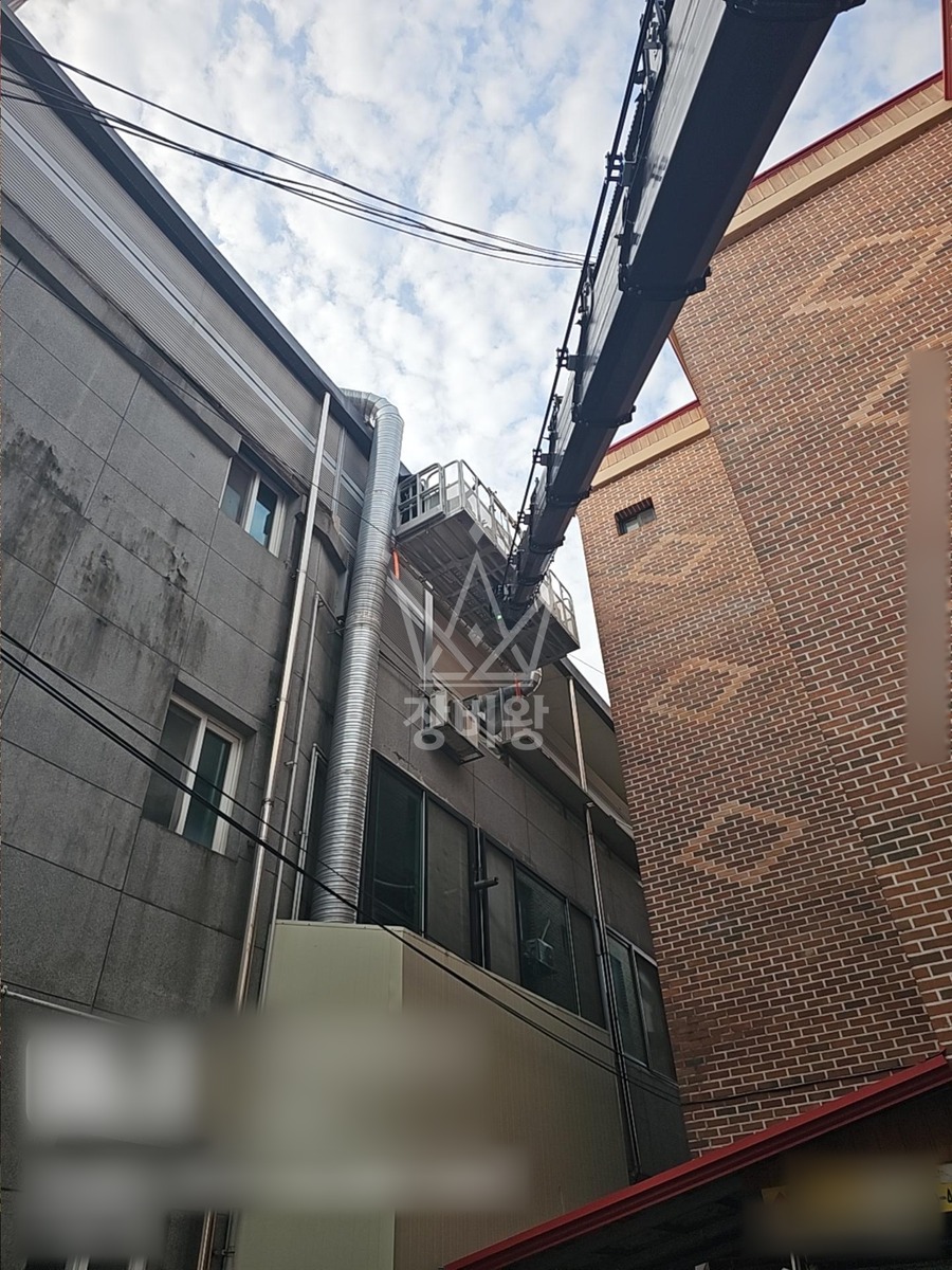 충북 충주시 대소원면 3.5톤 스카이차 페인트 판넬 작업사진 2