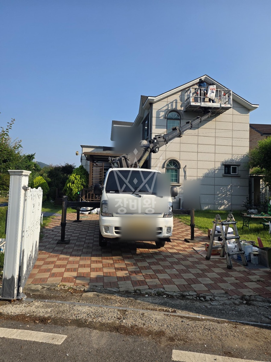 경기 동두천시 동두천동 1톤 스카이차 외벽 페인트 작업사진 3