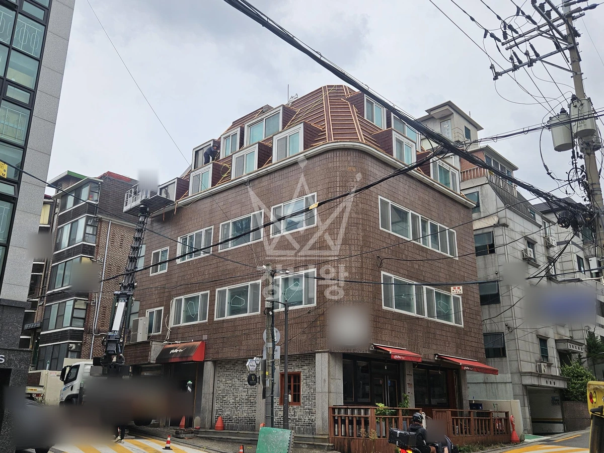 서울 관악구 봉천동 3.5톤 스카이차 지붕작업 작업완료사진 1