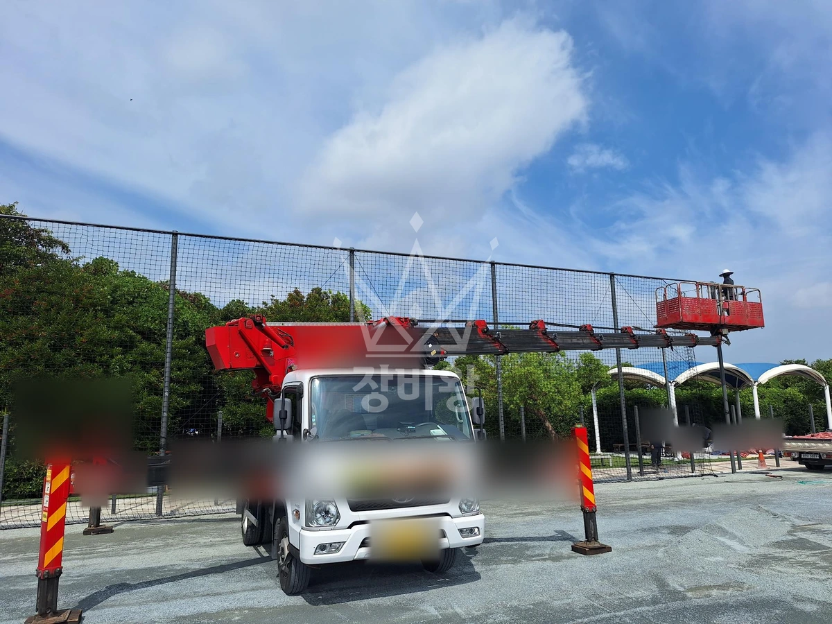 부산 사하구 하단동 3.5톤 스카이차 6m그물망 작업 작업사진 1