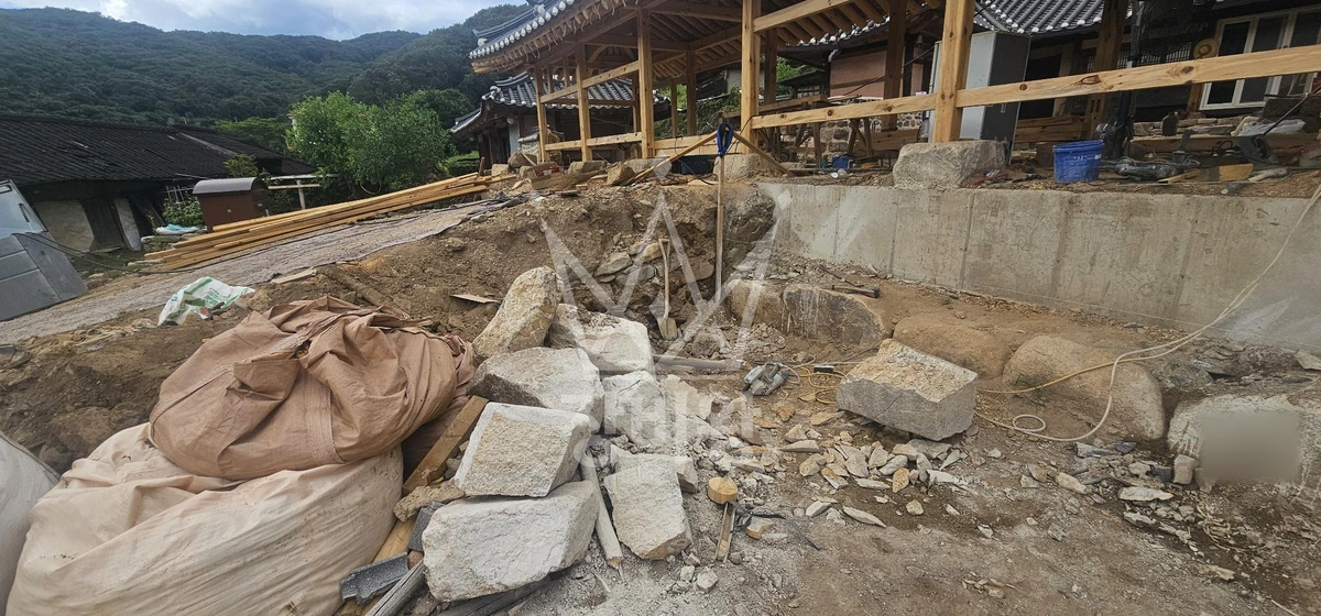 경기 여주시 금사면 포크레인(굴착기) 터파기 작업사진 1