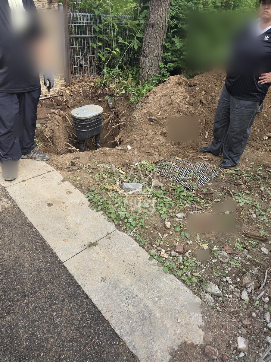 경기 고양시 덕양구 벽제동 포크레인(굴착기) 작업 현장 도착사진