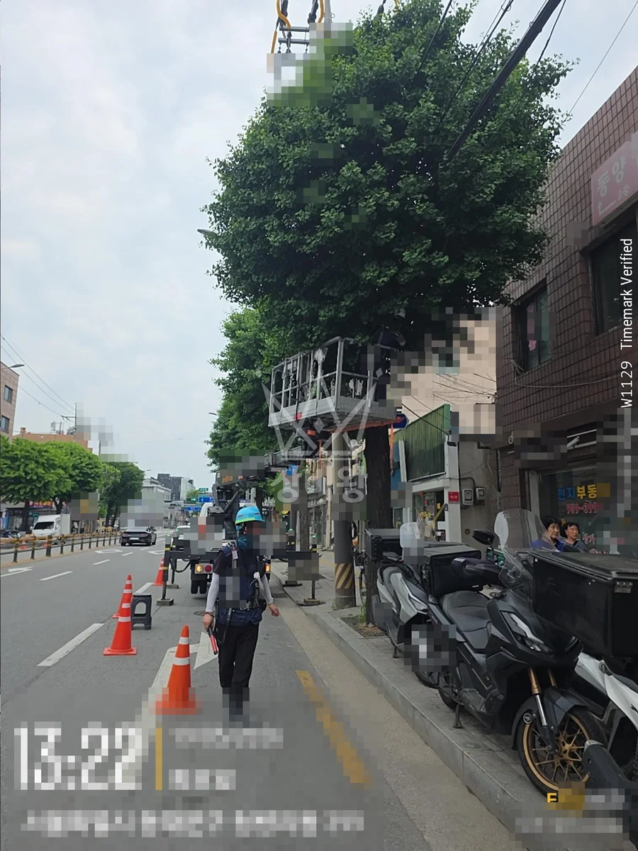 서울 동대문구 청량리동 1톤 스카이차 전선케이블 작업사진 2