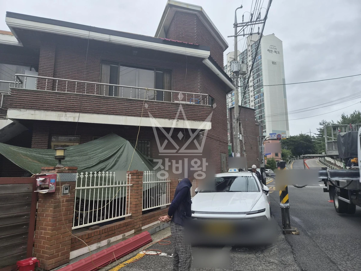 경기 하남시 덕풍동 3.5톤 스카이차 자재양중 작업완료사진 1