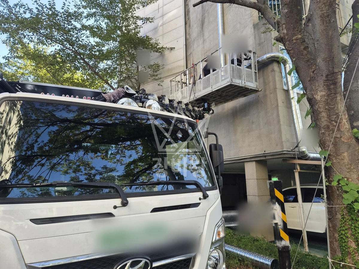경기 양평군 양서면 3.5톤 스카이차 닥트배관 작업사진 2